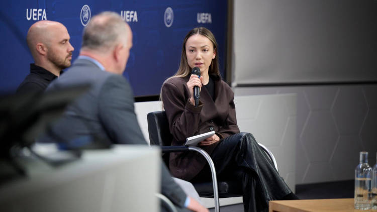 Arbitrajul moldovenesc a fost reprezentat la primul simpozion UEFA dedicat arbitrajului feminin
