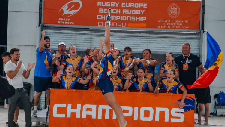 Rugby pe plajă. Naționala feminină a Moldovei - campioană europeană, iar reprezentativa masculină – vicecampioană! 