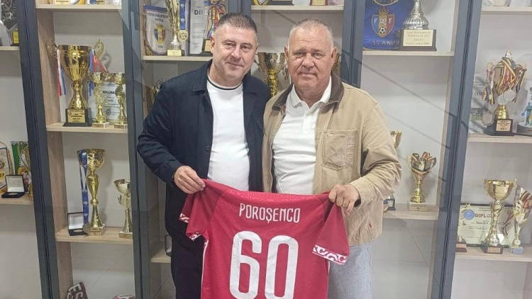 Vasili Poroșenco, la 60 de ani!
