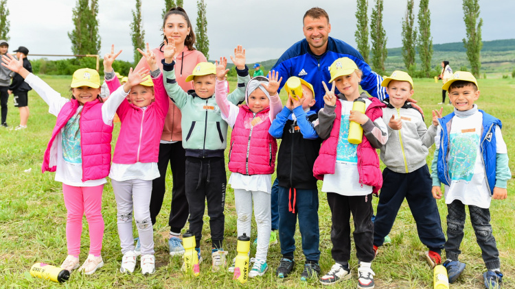 Școala deschisă de fotbal distractiv în raionul Telenești