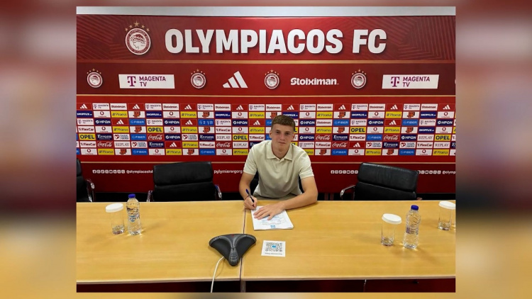 Ștefan Colța, primul contract profesionist cu Olympiacos