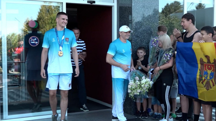 Artiom Livadari a cucerit aurul la Jocurile Mondial