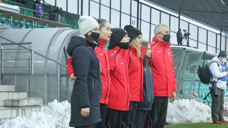 Declarațiile selecționerului Eduard Blănuță și a jucătoarelor naționalei feminine după meciul cu Cehia