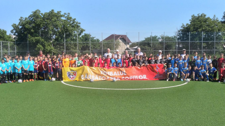 Festivalul fotbalistic „Ziua Copiilor” aduce bucurie și competiție în orașul Ialoveni