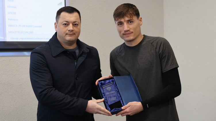 Federația l-a premiat pe Vladimir Ambros, cel mai bun atacant al anului 2021