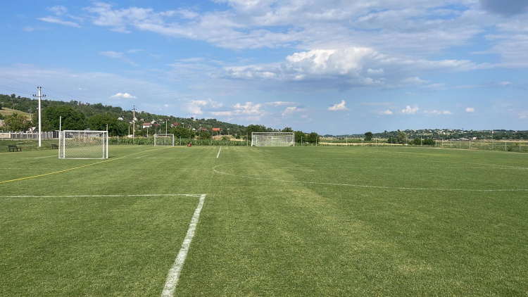 FMF susține dezvoltarea infrastructurii fotbalistice la Floreni