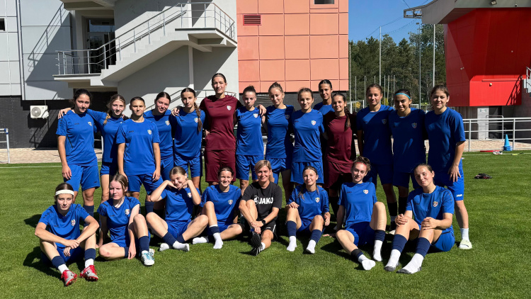 Fotbal feminin. Naționala WU17 s-a reunit în cantonament