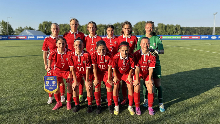 Fotbal feminin WU17. Moldova, învinsă de România