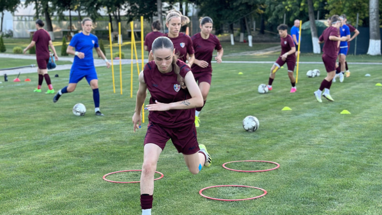 Fotbal feminin. Ultimele antrenamente ale naționalei înainte de meciul cu Slovenia