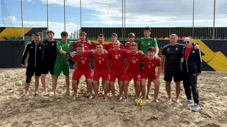 Fotbal pe plajă. Moldova a cedat în fața Azerbaidjanului 