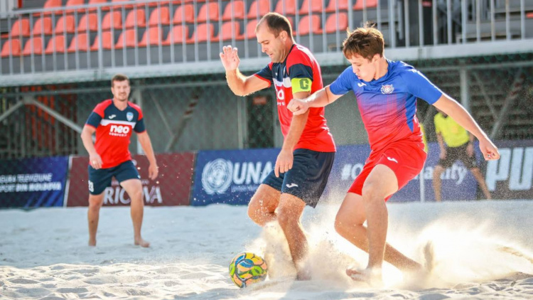 Fotbal pe plajă. S-au stabilit finalistele Campionatului Republicii Moldova 2025
