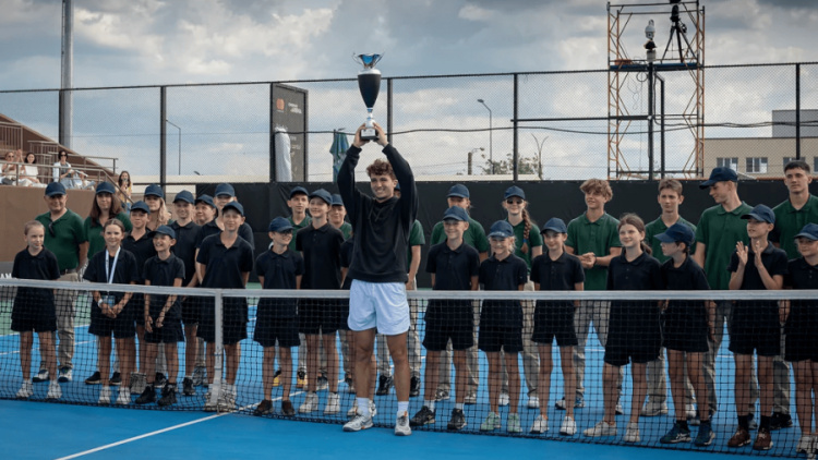 Francezul Clement Chidekh triumfă la „Moldova Open”
