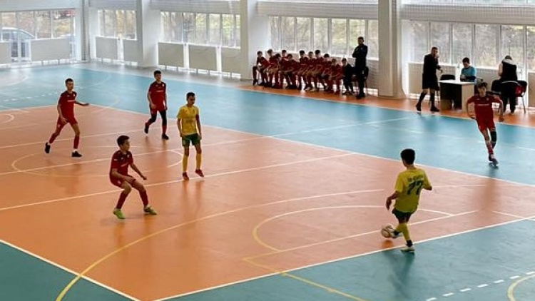 Futsal U14. Turneul Viitorul. Ziua 1