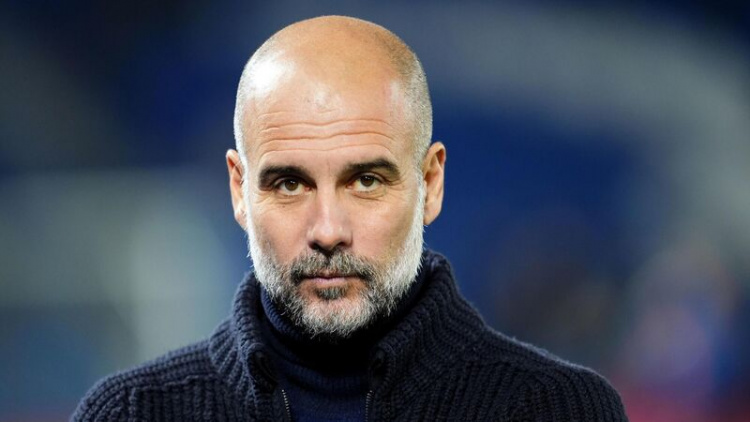 Guardiola rămâne la City