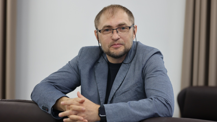 La mulți ani, Serghei Butelschi!