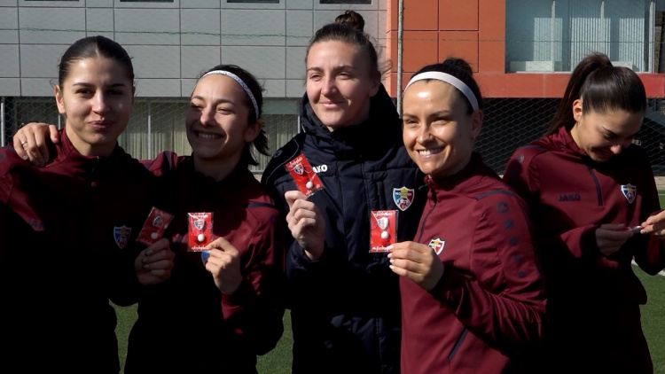 Mărțișoare pentru jucătoare