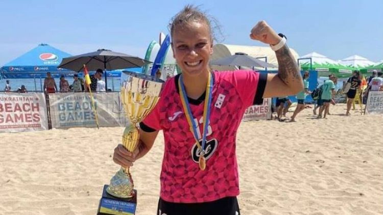Moldoveanca Irina Topal a devenit campioana Ucrainei la fotbal pe plajă