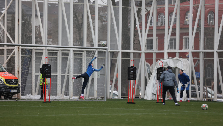 Naționala feminină. Imagini de la ultimul antrenament înaintea meciului cu România