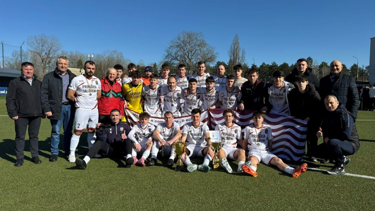 Național Ialoveni își apără trofeul la turneul Chișinăul de Seară! Finală decisă la penalty-uri