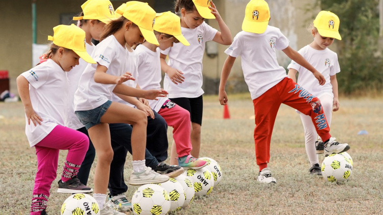 OFFS. Școala deschisă de Fotbal distractiv + Sport + Școală+ Poliție 2024