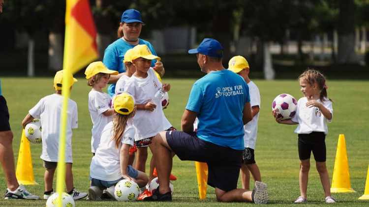 OFFS. Festivalul fotbalistic Open Fun Football Schools aduce bucurie pentru copiii din Moldova și Ucraina