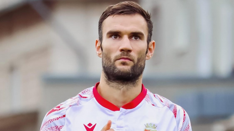 Radu Gînsari se pregătește de operație