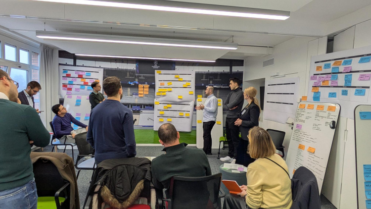 Reprezentanții FMF, prezenți la workshop-ul UEFA