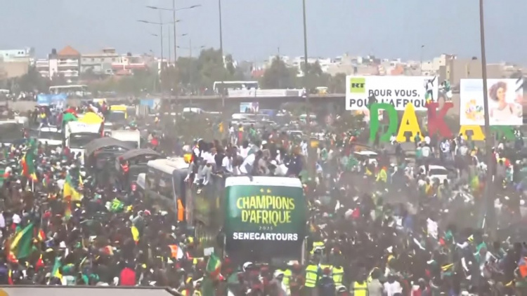 Sărbătoare la Dakar