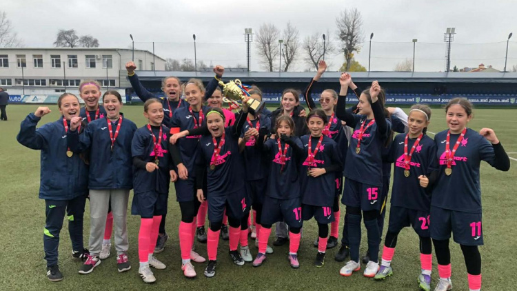 Fotbal feminin. Dacia Buiucani - campioana Ligii WU12!