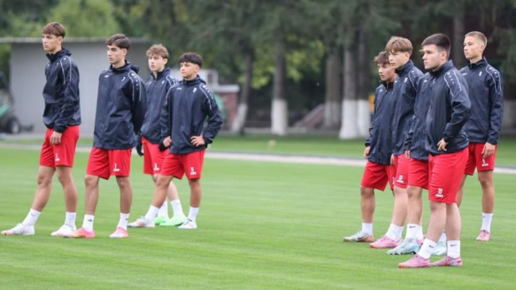 U17. Stagiu de pregătire cu două meciuri amicale contra Ungariei