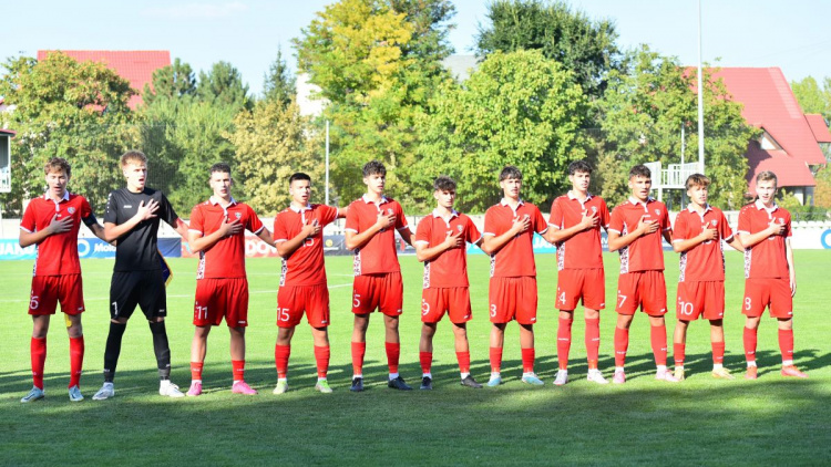 U17 - U18. Cantonament și două meciuri amicale
