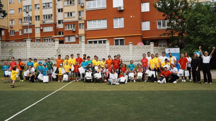 UEFA Foundation 10 Years Anniversary. Lecții de fotbal adaptat pentru copiii cu necesități speciale
