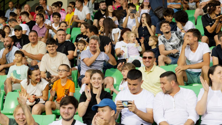 Unde mergem în weekend să privim fotbal 