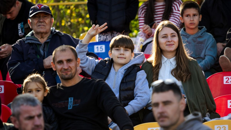 Unde mergem în weekend să privim fotbal