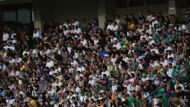 Unde mergem în weekend să privim fotbal