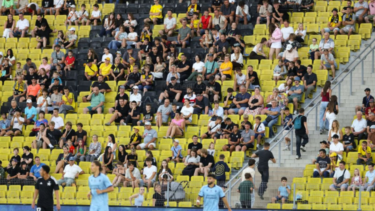 Unde mergem în weekend să privim fotbal