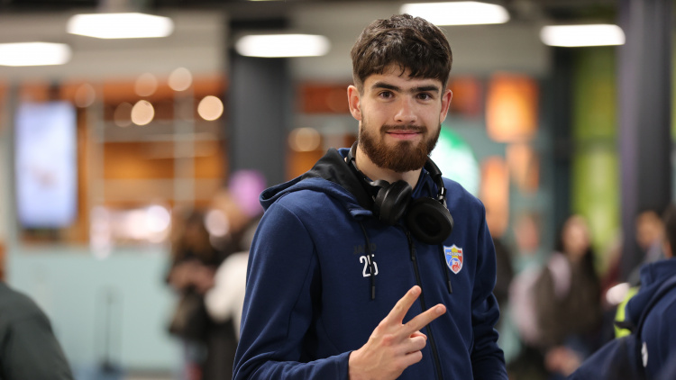 Under 21. Naționala de tineret a ajuns în Anglia
