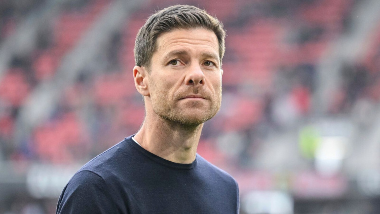 Xabi Alonso, prezentat oficial de Real Madrid