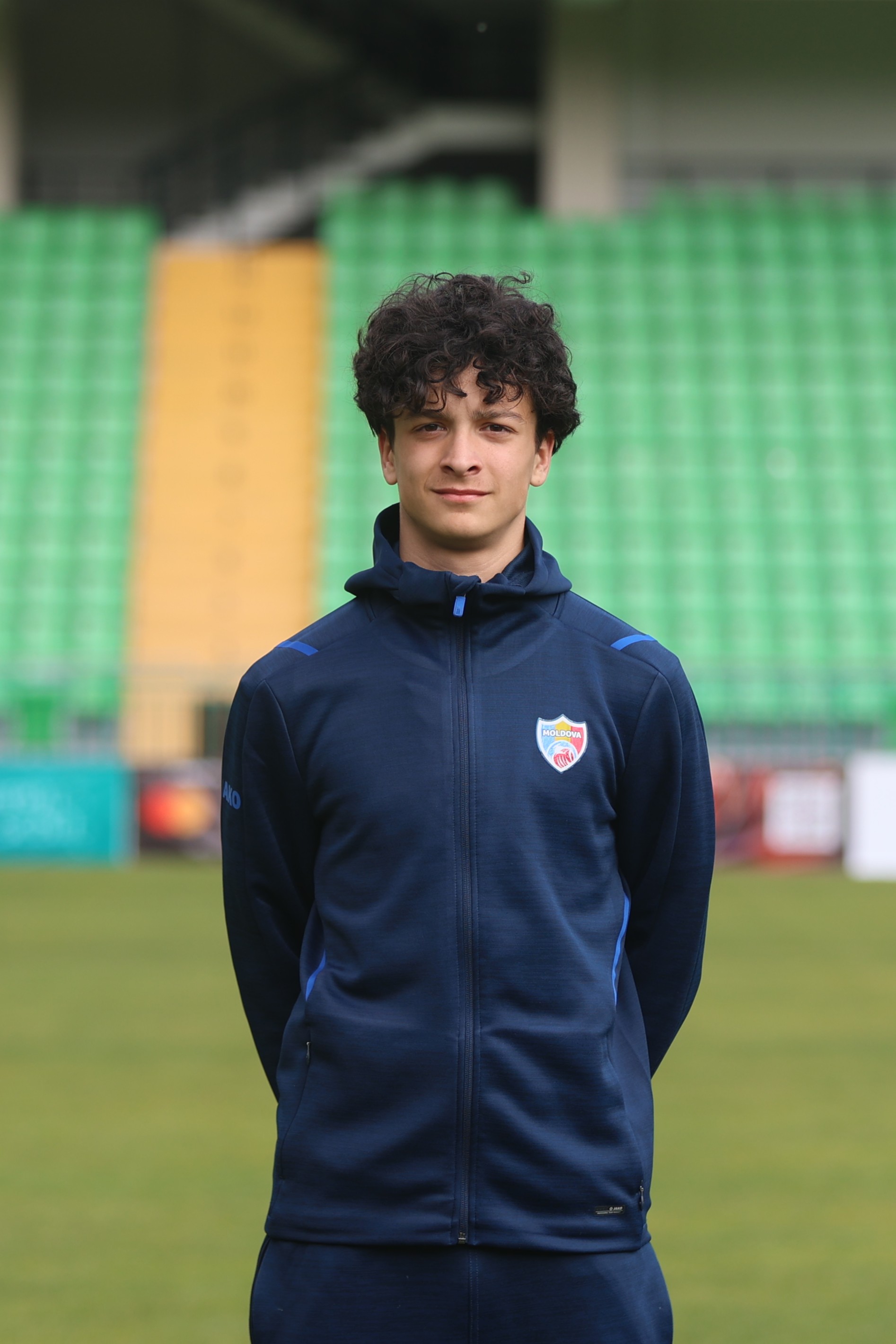 VLADISLAV  TÎNCOVAN